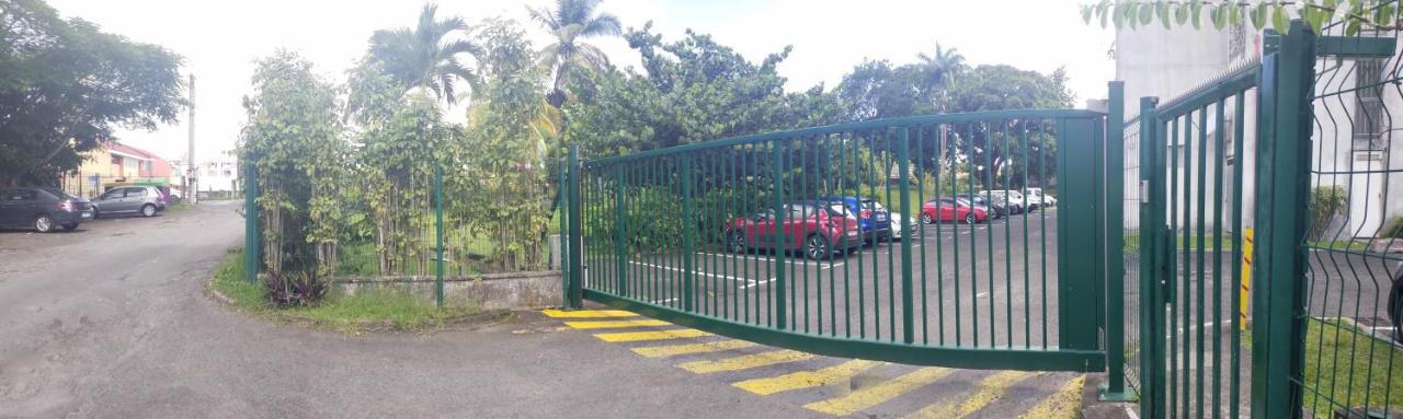 Appartement Centre Guadeloupe, Accessible Et Proche Les Abymes Dış mekan fotoğraf